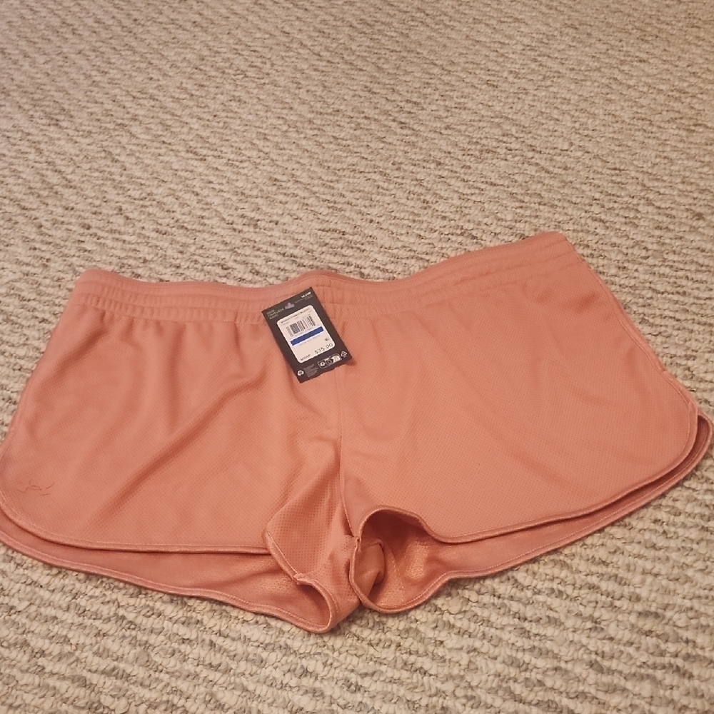 Under Armour Peach Vanish Knit Shorts Size XL